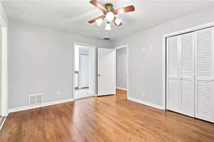 2633 Creek Ln SW, Snellville, GA 30078 - Photo 20
