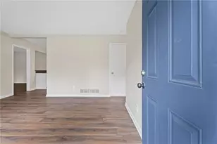 8839 Channing Dr, Jonesboro, GA 30238 - Photo 4
