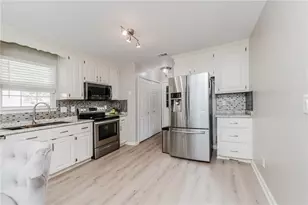 111 St Brendands Dr, Bonaire, GA 31005 - Photo 10