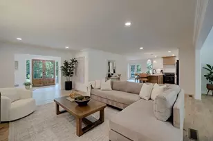 820 Oakhaven Dr, Roswell, GA 30075 - Photo 8