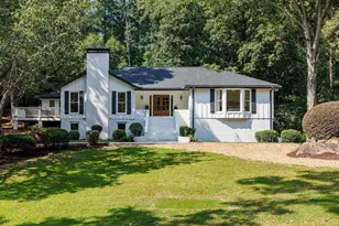 820 Oakhaven Dr, Roswell, GA 30075 - Photo 2
