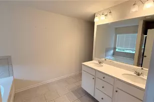 7085 Gladstone Cir, Stonecrest, GA 30038 - Photo 10