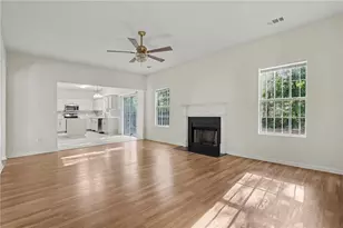 6316 Polar Fox Ct, South Fulton, GA 30296 - Photo 6