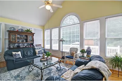 2853 Marshstone Drive SW, Marietta, GA 30064 - Photo 14