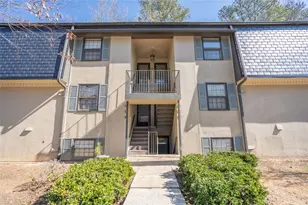 54 Monet Ct NW, Atlanta, GA 30327 - Photo 2