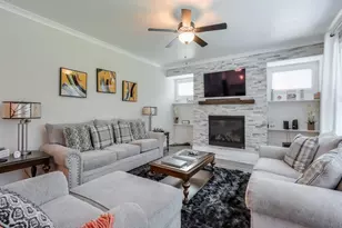 4688 Cantrell Rd, Flowery Branch, GA 30542 - Photo 18