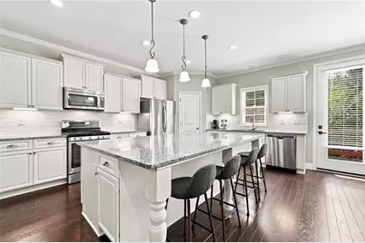 7603 Lowery Oak Drive, Roswell, GA 30075 - Photo 8