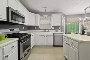3359 Rockmill Dr, Ellenwood, GA 30294 - Photo 10