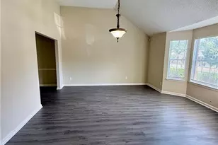 5237 Round Table Dr, Ellenwood, GA 30294 - Photo 2
