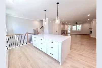 111 Bridgecrest Road, Roswell, GA 30075 - Photo 6
