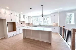 111 Bridgecrest Rd, Roswell, GA 30075 - Photo 1