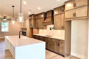 113 Bridgecrest Rd, Roswell, GA 30075 - Photo 10
