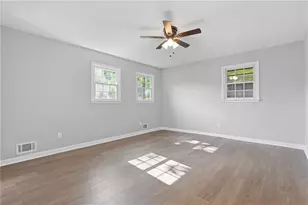 353 Old Rosser Rd, Stone Mountain, GA 30087 - Photo 18