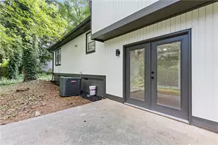 353 Old Rosser Rd, Stone Mountain, GA 30087 - Photo 30