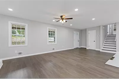 353 Old Rosser Road, Stone Mountain, GA 30087 - Photo 6