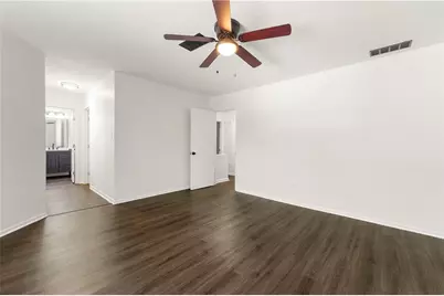 534 Woodcrest Manor Drive, Stone Mountain, GA 30083 - Photo 20
