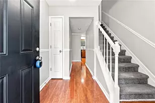 10450 Summer Creek Dr, Johns Creek, GA 30022 - Photo 8