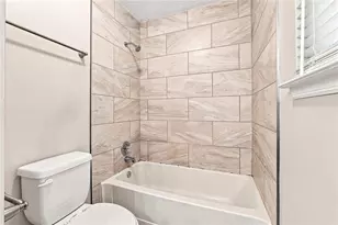 10450 Summer Creek Dr, Johns Creek, GA 30022 - Photo 26