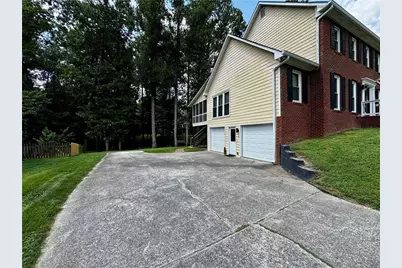 1890 Dovonshire Road, Marietta, GA 30064 - Photo 26