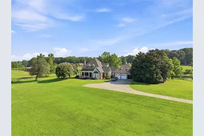 329 Willow Lakes Lane, Jefferson, GA 30549 - Photo 1
