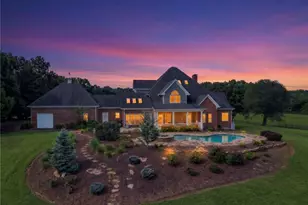 329 Willow Lks Ln, Jefferson, GA 30549 - Photo 4