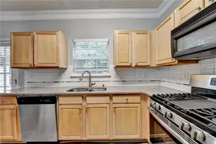 5634 Lawley Dr, Johns Creek, GA 30022 - Photo 14
