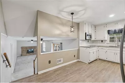 2119 Eastwood Drive, Snellville, GA 30078 - Photo 20