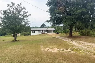 979 McDaniel Mill Rd, Conyers, GA 30094 - Photo 2