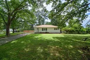 127 Plymouth Rd NW, Rome, GA 30165 - Photo 1