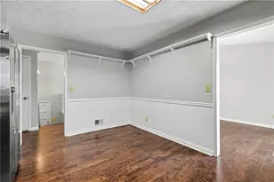 2571 Wildflower Ln, Lawrenceville, GA 30044 - Photo 12