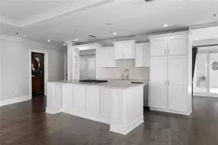 2881 Peachtree Rd NE, Atlanta, GA 30305 - Photo 18