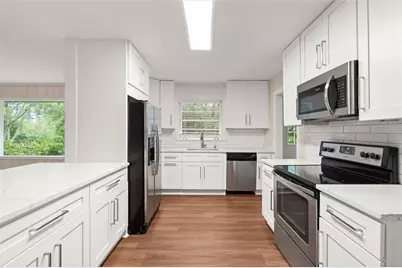 174 Cromwell Road, Sandy Springs, GA 30328 - Photo 12
