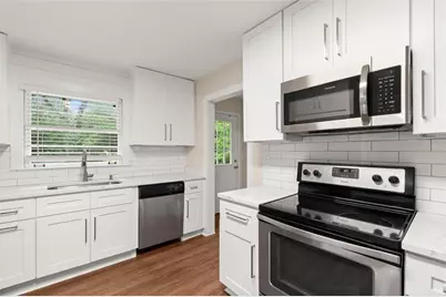 174 Cromwell Road, Sandy Springs, GA 30328 - Photo 16