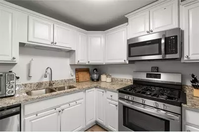 3705 Somerset Drive SW, Marietta, GA 30064 - Photo 10