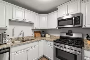 3705 Somerset Dr SW, Marietta, GA 30064 - Photo 10