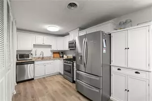 3705 Somerset Dr SW, Marietta, GA 30064 - Photo 8