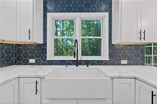 5160 Cameron Forest Pkwy, Alpharetta, GA 30022 - Photo 16