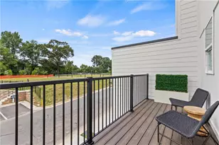 1926 Rogers Ct, Atlanta, GA 30318 - Photo 30