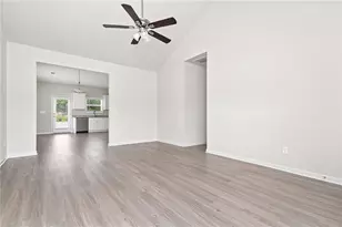 212 Venture Dr, Jackson, GA 30233 - Photo 4