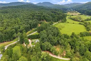 33 Pigeon Creek Dr, Blue Ridge, GA 30513 - Photo 16