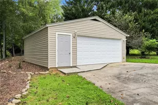 33 Pigeon Creek Dr, Blue Ridge, GA 30513 - Photo 26
