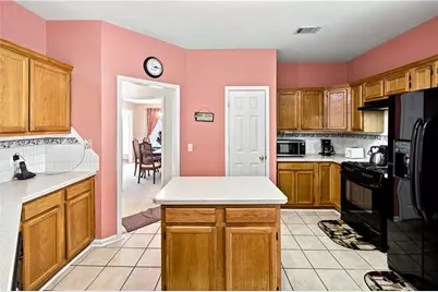 243 Harbor Pointe Drive, Stone Mountain, GA 30087 - Photo 16