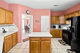 243 Harbor Pointe Dr, Stone Mountain, GA 30087 - Photo 16