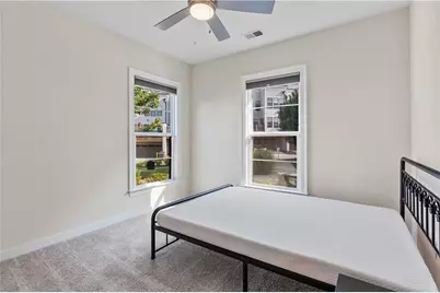 2076 Holtz Lane, Atlanta, GA 30318 - Photo 10