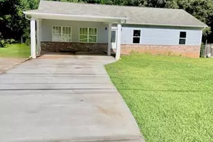 7241 Grayson Dr, Riverdale, GA 30296 - Photo 1