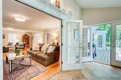 635 Winding Creek Court, Sandy Springs, GA 30328 - Photo 16