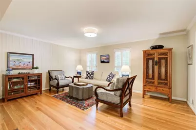 635 Winding Creek Court, Sandy Springs, GA 30328 - Photo 12