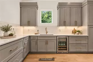 1434 Meadowcreek Ln, Dunwoody, GA 30338 - Photo 14