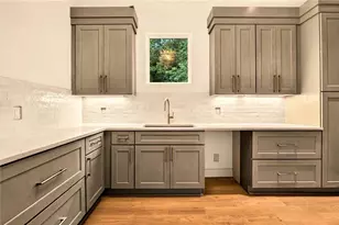 1434 Meadowcreek Ln, Dunwoody, GA 30338 - Photo 64