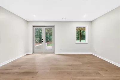 1434 Meadowcreek Lane, Dunwoody, GA 30338 - Photo 36